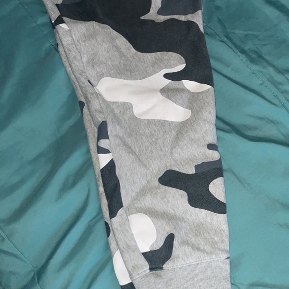 Champion joggers/sweats Size L - Picture 2 of 2